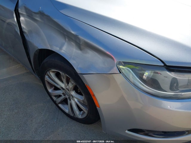 1C3CCCBB7FN556598 Chrysler 2015