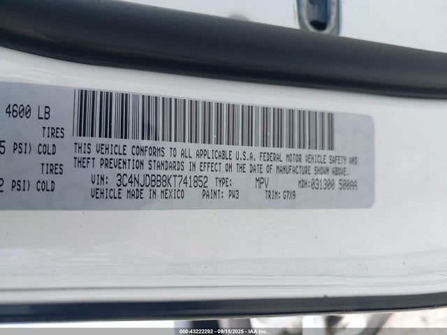 Jeep 2019 2019 3C4NJDBB8KT741852 Image 9