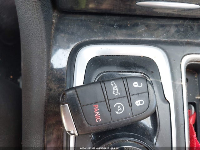 Chrysler 300 2019 2C3CCAEG0KH687144 Image 11