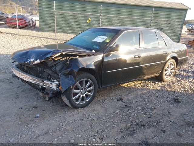 2007 CADILLAC DTS 1G6KD579X7U126113 Photo 1