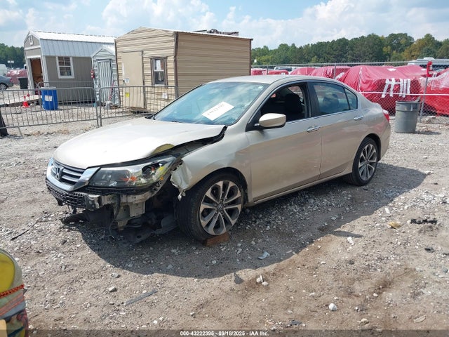 Honda k24w1 2014 1HGCR2F58EA080300 Image 2