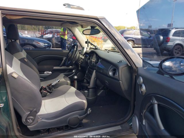 2004 MINI COOPER S WMWRE33444TD89299 Photo 4