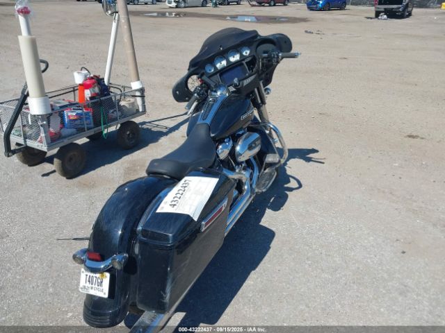 2023 HARLEY-DAVIDSON FLHX 1HD1KBC17PB614796 Photo 3