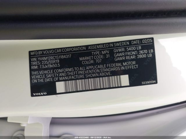 2025 VOLVO XC60 YV4M12RC1S1184317 Photo 8