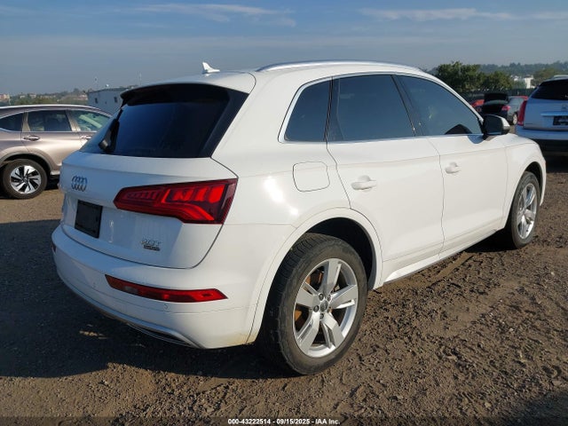 2018 AUDI Q5 WA1BNAFY7J2100691 Photo 3