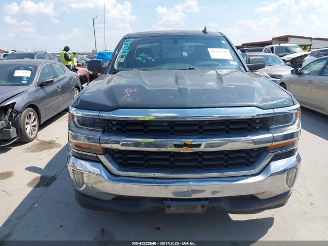 43222540 :رقم المزاد ، 1GCRCREC1HZ210314 vin ، 2017 Chevrolet Silverado 1500 1lt مزاد بيع