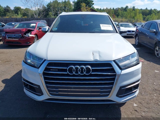 WA1LHAF77HD043698 Audi 2017