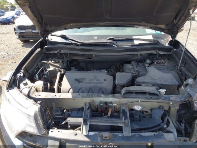 2017 MITSUBISHI OUTLANDER JA4AZ3A31HZ032316 Photo 9