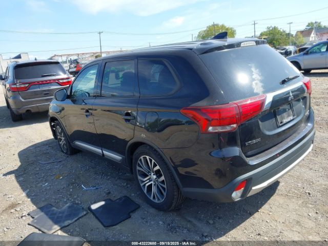 2017 MITSUBISHI OUTLANDER JA4AZ3A31HZ032316 Photo 2