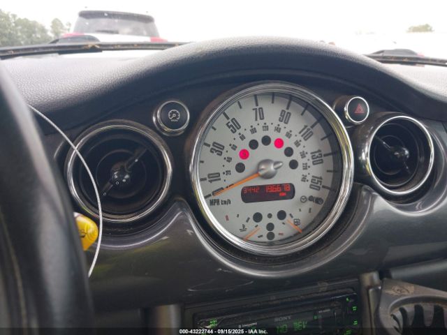 2005 MINI COOPER WMWRC33595TK62223 Photo 6