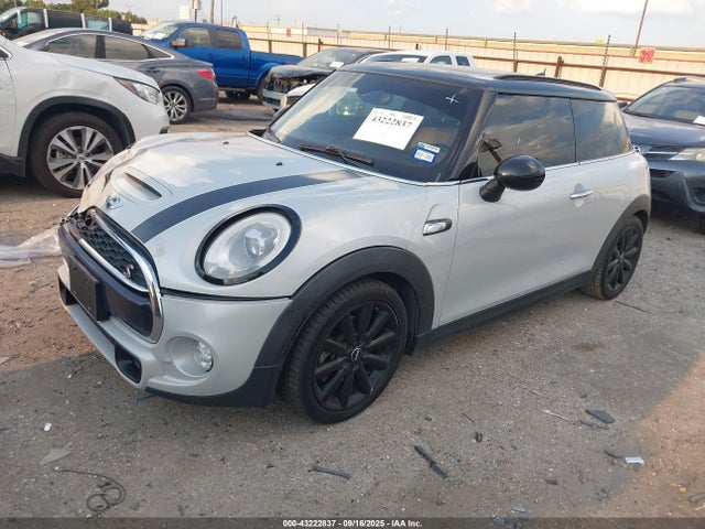 2015 MINI HARDTOP WMWXP7C50F2A33426 Photo 1