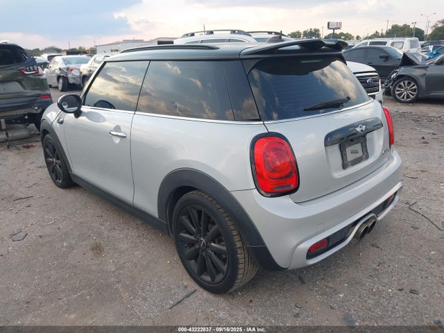 2015 MINI HARDTOP WMWXP7C50F2A33426 Photo 2