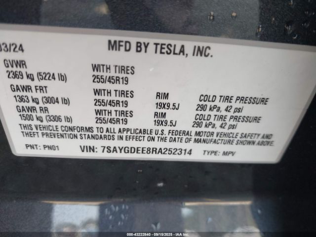 2024 TESLA MODEL Y 7SAYGDEE8RA252314 Photo 8