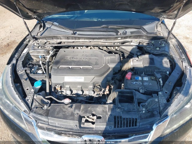 Honda j35y1 2015 1HGCR3F84FA038174 Image 10
