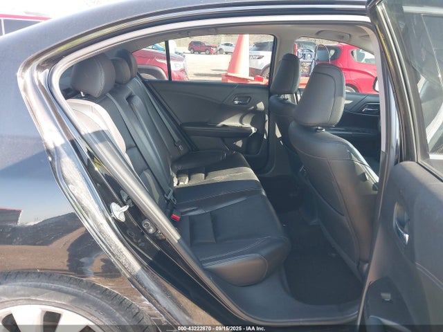 Honda j35y1 2015 1HGCR3F84FA038174 Image 8
