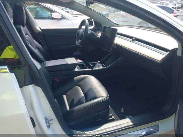 2019 TESLA MODEL 3 5YJ3E1EA8KF482825 Photo 4
