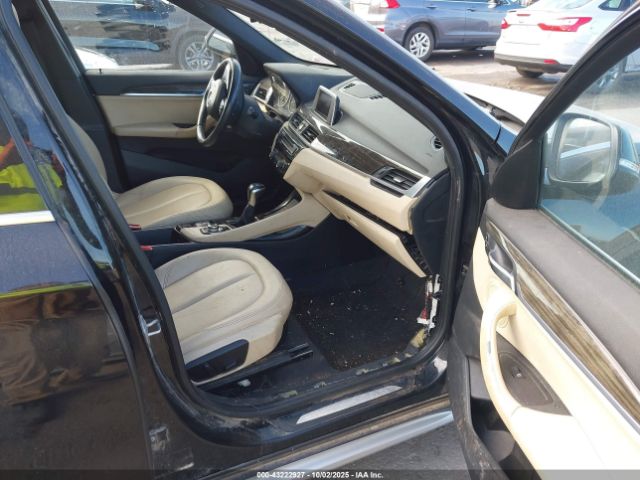 2016 BMW X1 WBXHT3C32GP884433 Photo 4