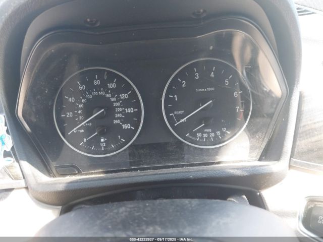 2016 BMW X1 WBXHT3C32GP884433 Photo 6