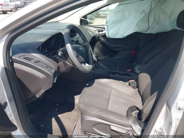 Ford FOCUS SE 2015 1FADP3F27FL219297 Image 5