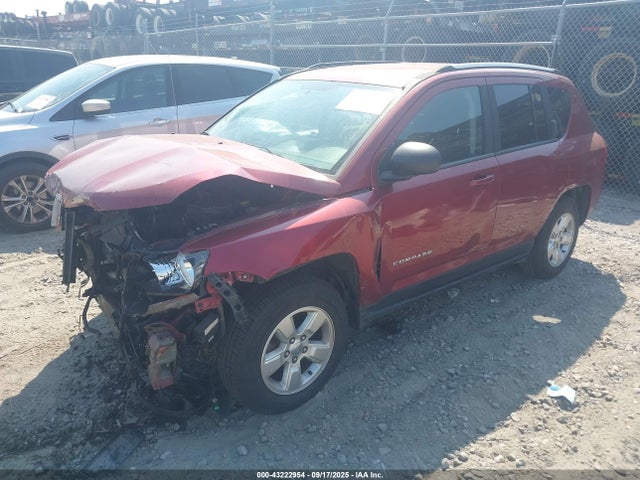 Jeep Compass 2015 1C4NJCBA6FD218939 Image 2