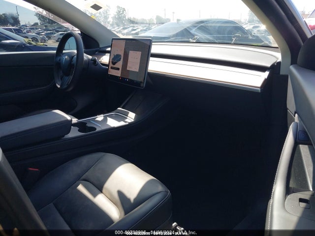 2022 TESLA MODEL Y 7SAYGDEF7NF516418 Photo 4