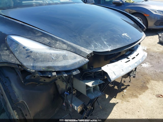 2022 TESLA MODEL Y 7SAYGDEF7NF516418 Photo 5