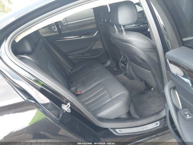 2022 BMW 530 WBA13BJ01NWX57836 Photo 7