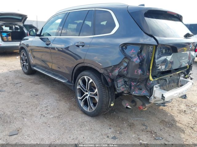 2021 BMW X5 5UXCR4C04M9G17202 Photo 2