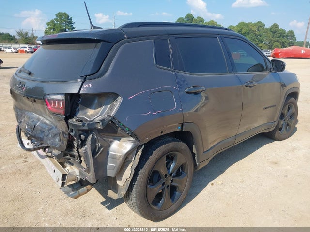 Jeep Compass 2021 3C4NJCBB4MT501873 Image 4
