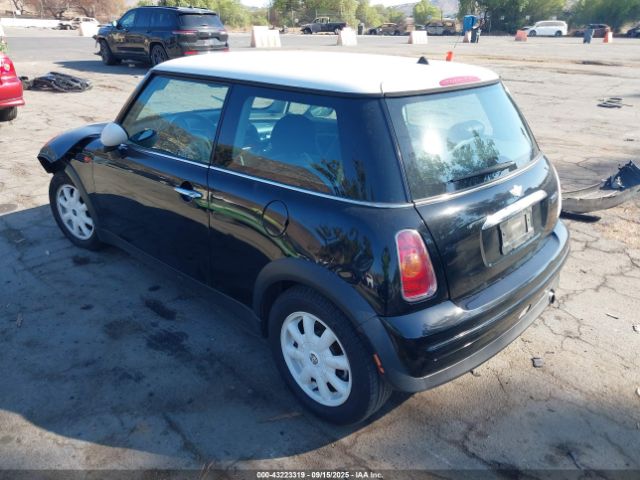 2004 MINI COOPER WMWRC33444TJ60267 Photo 2