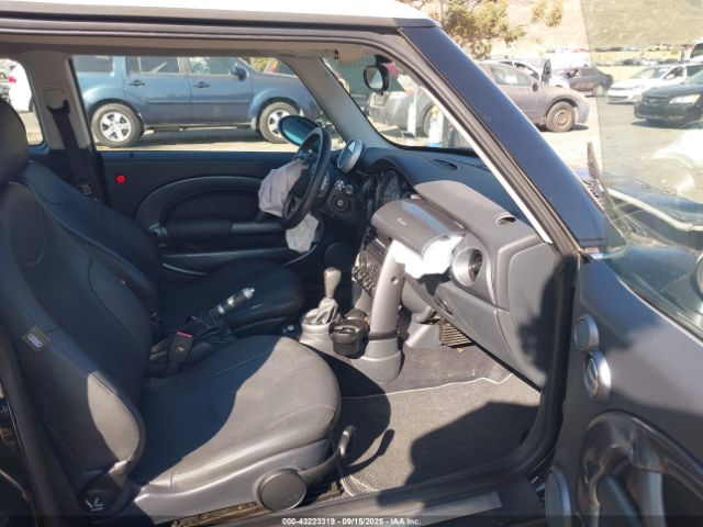 2004 MINI COOPER WMWRC33444TJ60267 Photo 4