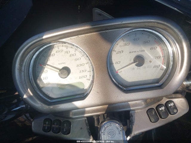 1HD1KTC12HB646935 Harley-Davidson Fltrxs Road Glide Special