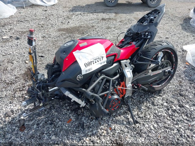 Yamaha FZ07 2015 JYARM06E1FA000098 Image 2