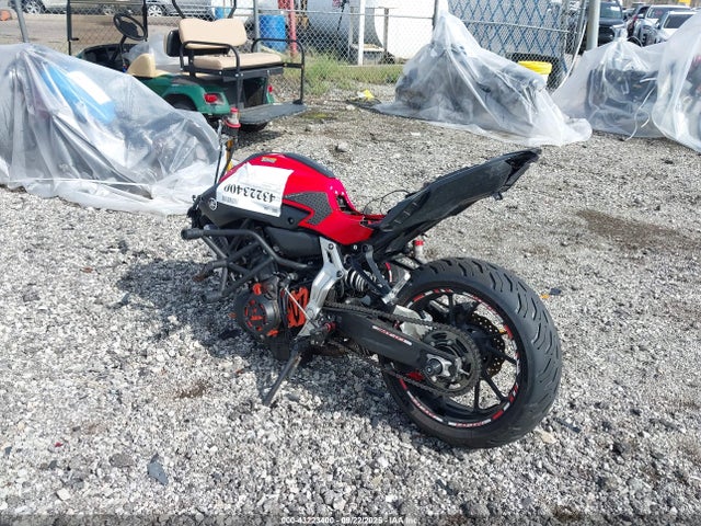 Yamaha FZ07 2015 JYARM06E1FA000098 Image 3