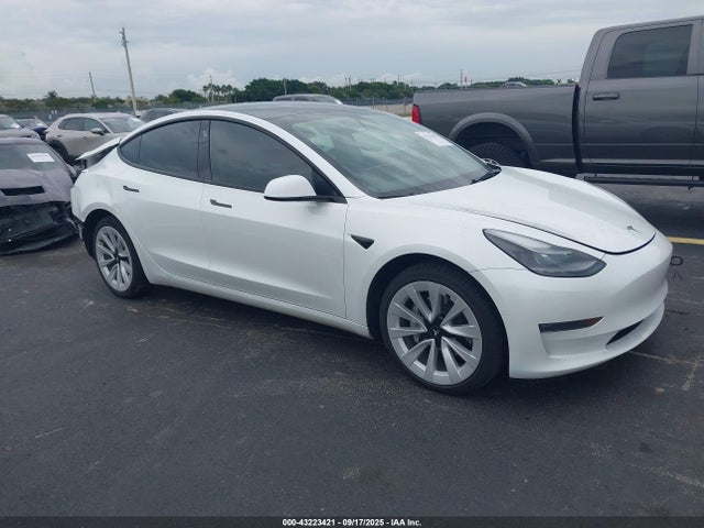 2022 TESLA MODEL 3 5YJ3E1EB1NF265453 Photo 0