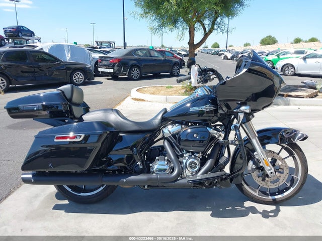 1HD1KHC26NB655204 Harley-Davidson Road Glide
