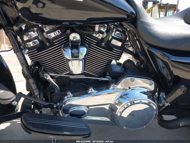 1HD1KHC26NB655204 Harley-Davidson Road Glide