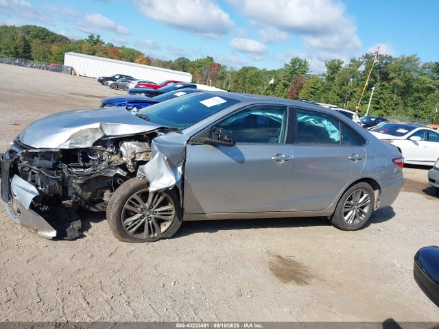 Toyota 2ar-fe 2017 4T1BF1FK5HU408581 Image 15