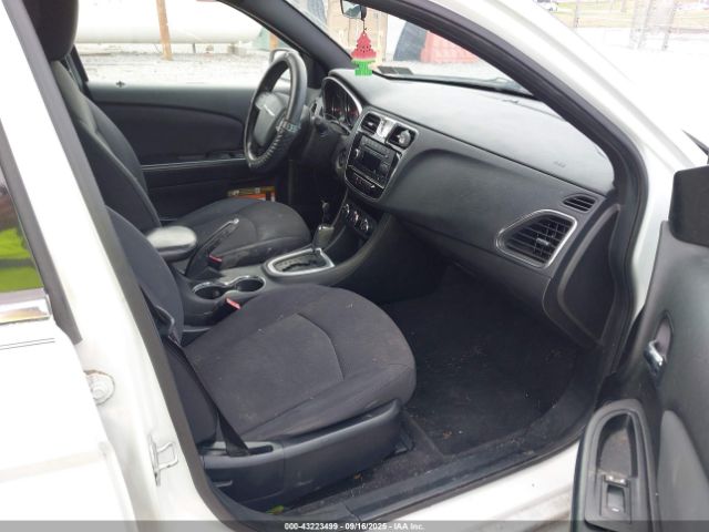 2012 CHRYSLER 200 1C3CCBAB2CN295940 Photo 4