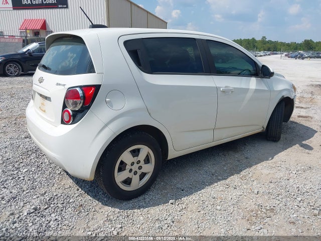 1G1JA6SH5F4159856 Chevrolet luw