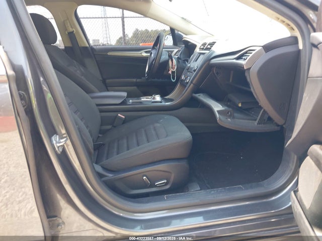3FA6P0H73HR351445 Ford 2017