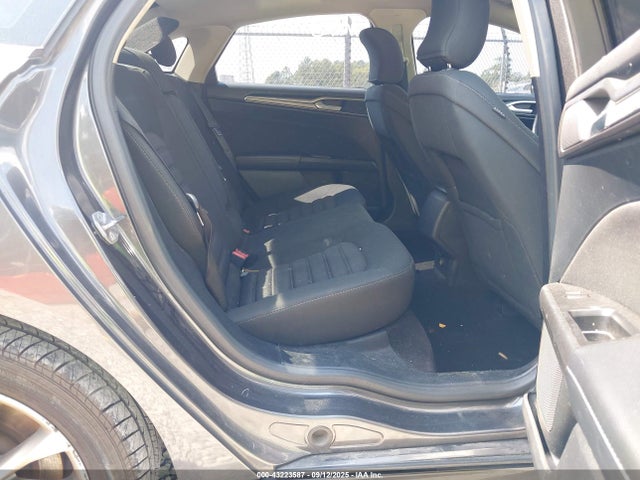 3FA6P0H73HR351445 Ford 2017