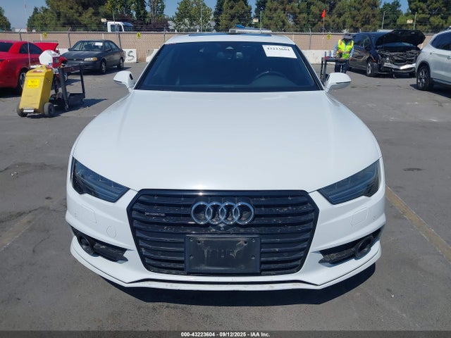Audi A7 2016 WAUWGAFC7GN110910 Image 12