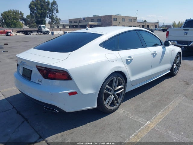 2016 AUDI A7 WAUWGAFC7GN110910 Photo 3
