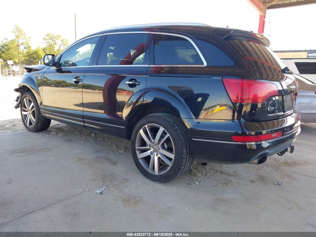 2014 AUDI Q7 WA1LGAFE9ED020789 Photo 2