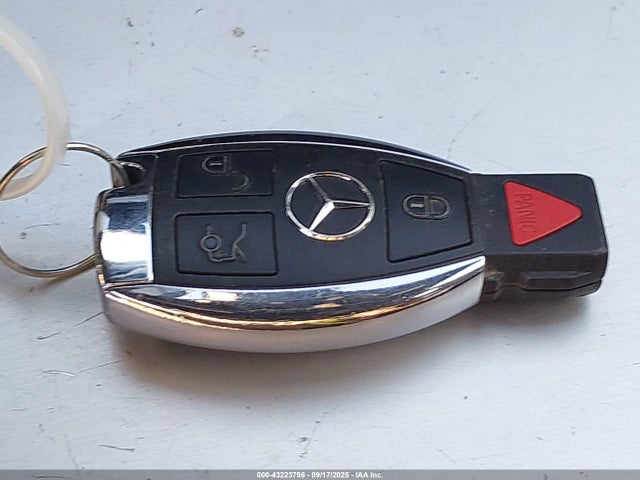WDDHF5KBXGB210445 Mercedes-Benz 2016