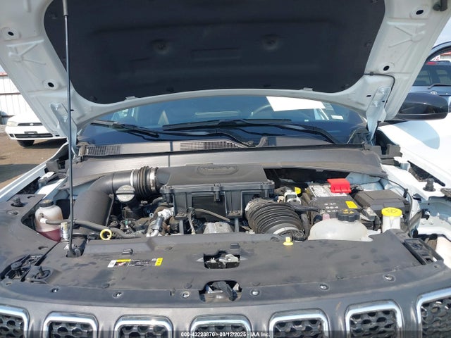 3C4NJDBN6RT605143 Jeep 2024