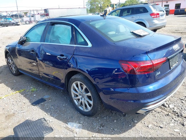 2021 AUDI A4 WAUABAF44MA027245 Photo 2