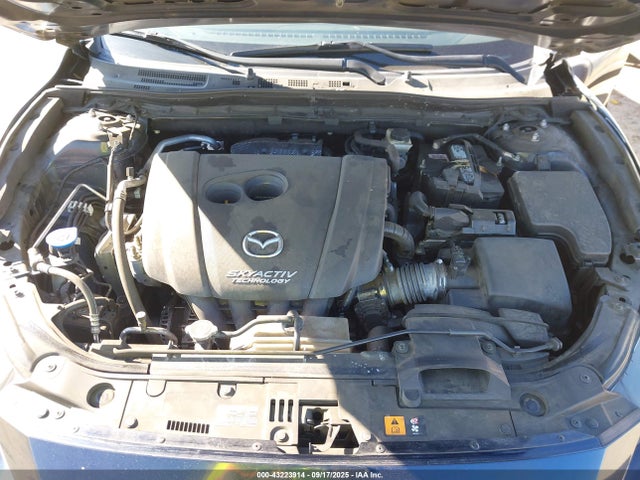 Mazda pe 2015 3MZBM1V76FM227091 Image 10