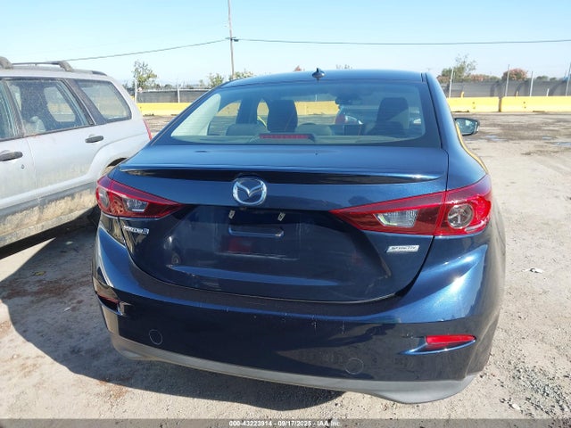Mazda pe 2015 3MZBM1V76FM227091 Image 16